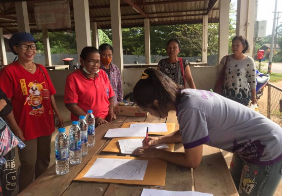 ภาพกิจกรรม โปรแกรมวิชาเคมี จัดอบรมพัฒนาผลิตภัณฑ์สบู่ก้อนสมุนไพร