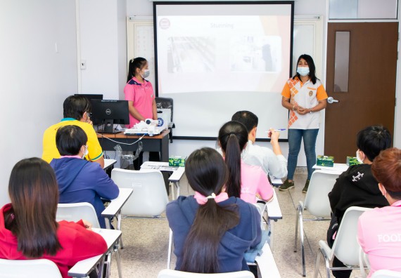 ภาพกิจกรรม โปรแกรม​วิชาวิทยาศาสตร์​และ​เทค​โลยีการอาหาร​ คณะวิทยา​ศาสตร์​และ​เทคโนโลยี​ จัดสัมมนาหลังฝึกประสบการณ์​วิชาชีพ​ มีผู้เข้าร่วมกิจกรรม​ 13​ คน