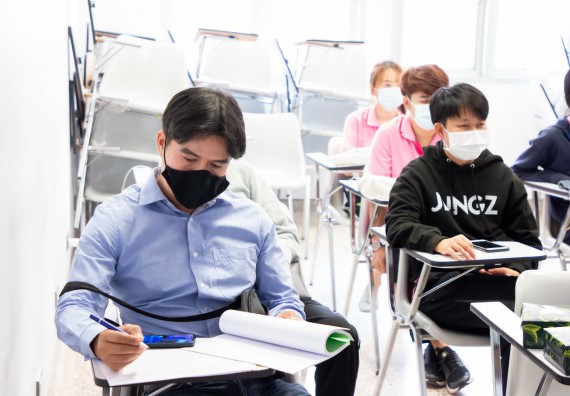 ภาพกิจกรรม โปรแกรม​วิชาวิทยาศาสตร์​และ​เทค​โลยีการอาหาร​ คณะวิทยา​ศาสตร์​และ​เทคโนโลยี​ จัดสัมมนาหลังฝึกประสบการณ์​วิชาชีพ​ มีผู้เข้าร่วมกิจกรรม​ 13​ คน