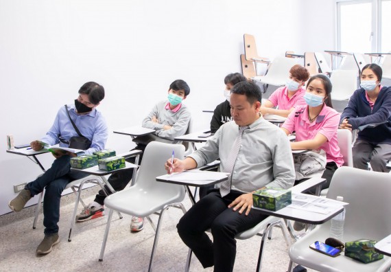 ภาพกิจกรรม โปรแกรม​วิชาวิทยาศาสตร์​และ​เทค​โลยีการอาหาร​ คณะวิทยา​ศาสตร์​และ​เทคโนโลยี​ จัดสัมมนาหลังฝึกประสบการณ์​วิชาชีพ​ มีผู้เข้าร่วมกิจกรรม​ 13​ คน