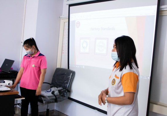 ภาพกิจกรรม โปรแกรม​วิชาวิทยาศาสตร์​และ​เทค​โลยีการอาหาร​ คณะวิทยา​ศาสตร์​และ​เทคโนโลยี​ จัดสัมมนาหลังฝึกประสบการณ์​วิชาชีพ​ มีผู้เข้าร่วมกิจกรรม​ 13​ คน