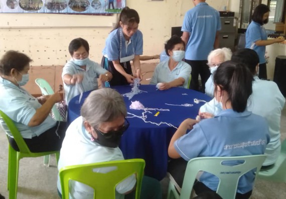 ภาพกิจกรรม ศูนย์บริการทางการแพทย์แผนไทยและการแพทย์ทางเลือก จัดกิจกรรมการดูแลสุขภาพด้วยการแพทย์ทางเลือก ครั้งที่ 1