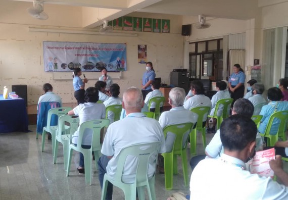 ภาพกิจกรรม ศูนย์บริการทางการแพทย์แผนไทยและการแพทย์ทางเลือก จัดกิจกรรมการดูแลสุขภาพด้วยการแพทย์ทางเลือก ครั้งที่ 1