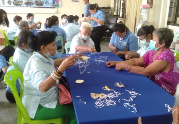 ภาพกิจกรรม ศูนย์บริการทางการแพทย์แผนไทยและการแพทย์ทางเลือก จัดกิจกรรมการดูแลสุขภาพด้วยการแพทย์ทางเลือก ครั้งที่ 1