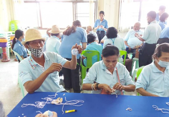 ภาพกิจกรรม ศูนย์บริการทางการแพทย์แผนไทยและการแพทย์ทางเลือก จัดกิจกรรมการดูแลสุขภาพด้วยการแพทย์ทางเลือก ครั้งที่ 1