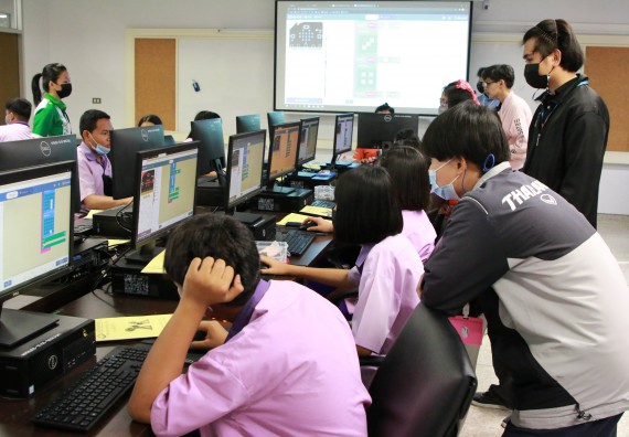 ภาพกิจกรรม คณะวิทยาศาสตร์และเทคโนโลยี จัดโครงการส่งเสริมนักเรียนที่มีความสามารถพิเศษด้านคณิตศาสตร์ วิทยาศาสตร์ ภาษาอังกฤษ และเทคโนโลยี