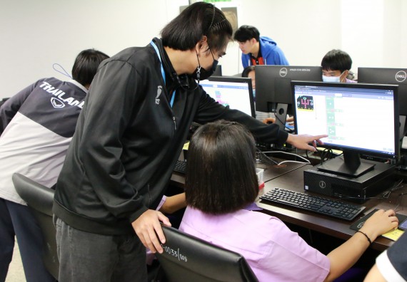 ภาพกิจกรรม คณะวิทยาศาสตร์และเทคโนโลยี จัดโครงการส่งเสริมนักเรียนที่มีความสามารถพิเศษด้านคณิตศาสตร์ วิทยาศาสตร์ ภาษาอังกฤษ และเทคโนโลยี