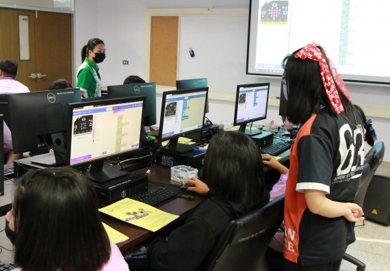 ภาพกิจกรรม คณะวิทยาศาสตร์และเทคโนโลยี จัดโครงการส่งเสริมนักเรียนที่มีความสามารถพิเศษด้านคณิตศาสตร์ วิทยาศาสตร์ ภาษาอังกฤษ และเทคโนโลยี