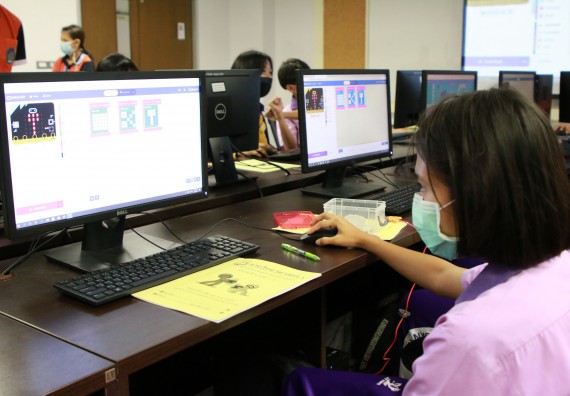 ภาพกิจกรรม คณะวิทยาศาสตร์และเทคโนโลยี จัดโครงการส่งเสริมนักเรียนที่มีความสามารถพิเศษด้านคณิตศาสตร์ วิทยาศาสตร์ ภาษาอังกฤษ และเทคโนโลยี