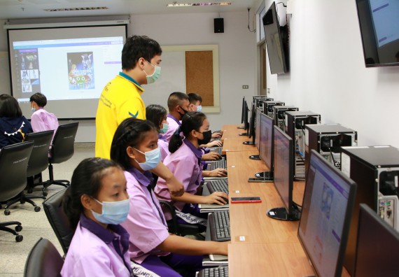 ภาพกิจกรรม คณะวิทยาศาสตร์และเทคโนโลยี จัดโครงการส่งเสริมนักเรียนที่มีความสามารถพิเศษด้านคณิตศาสตร์ วิทยาศาสตร์ ภาษาอังกฤษ และเทคโนโลยี