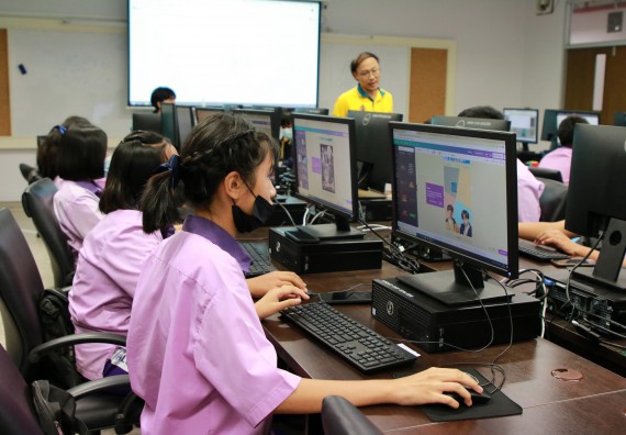 ภาพกิจกรรม คณะวิทยาศาสตร์และเทคโนโลยี จัดโครงการส่งเสริมนักเรียนที่มีความสามารถพิเศษด้านคณิตศาสตร์ วิทยาศาสตร์ ภาษาอังกฤษ และเทคโนโลยี