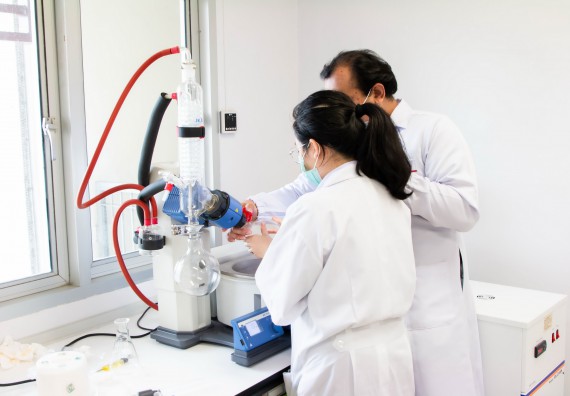 ภาพกิจกรรม โปรแกรมวิชาชีววิทยา จัดค่ายเทคนิคปลอดเชื้อและเพาะเลี้ยงเนื้อเยื่อพืช