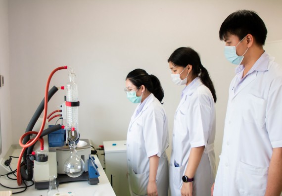 ภาพกิจกรรม โปรแกรมวิชาชีววิทยา จัดค่ายเทคนิคปลอดเชื้อและเพาะเลี้ยงเนื้อเยื่อพืช