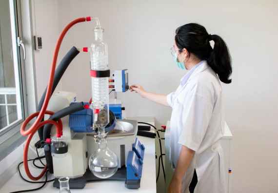 ภาพกิจกรรม โปรแกรมวิชาชีววิทยา จัดค่ายเทคนิคปลอดเชื้อและเพาะเลี้ยงเนื้อเยื่อพืช