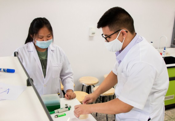 ภาพกิจกรรม โปรแกรมวิชาชีววิทยา จัดค่ายเทคนิคปลอดเชื้อและเพาะเลี้ยงเนื้อเยื่อพืช