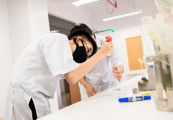 ภาพกิจกรรม โปรแกรมวิชาชีววิทยา จัดค่ายเทคนิคปลอดเชื้อและเพาะเลี้ยงเนื้อเยื่อพืช