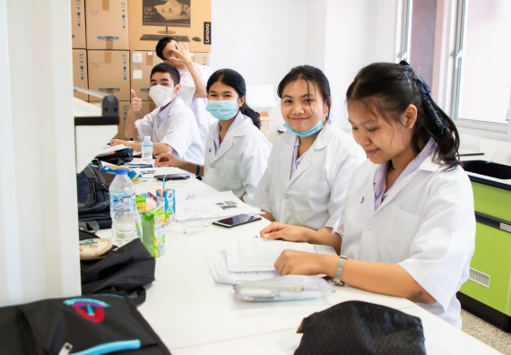 ภาพกิจกรรม โปรแกรมวิชาชีววิทยา จัดค่ายเทคนิคปลอดเชื้อและเพาะเลี้ยงเนื้อเยื่อพืช