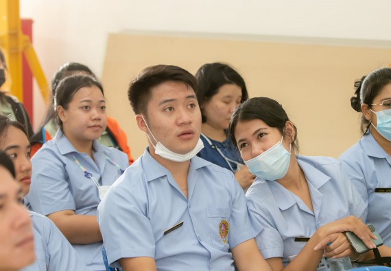 ภาพกิจกรรม โปรแกรมวิชาวิทยาศาสตร์สิ่งแวดล้อม จัดกิจกรรมโครงการส่งเสริมและสนับสนุนการจัดการเรียนการสอนเชิงบูรณาการกับการทำงาน เรื่อง ระบบบำบัดน้ำเสีย การวิเคราะห์คุณภาพน้ำในระบบบำบัดน้ำเสีย และระบบความปลอดภัยของผู้ปฏิบัติงาน รายวิชาเทคโนโลยีการจัดการน้ำเสี