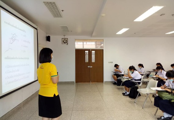 ภาพกิจกรรม โปรแกรมวิชาชีววิทยา จัดค่ายเทคนิคปลอดเชื้อและเพาะเลี้ยงเนื้อเยื่อพืช