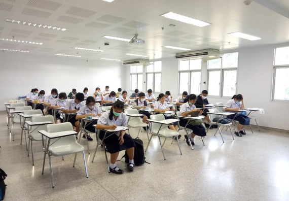 ภาพกิจกรรม โปรแกรมวิชาชีววิทยา จัดค่ายเทคนิคปลอดเชื้อและเพาะเลี้ยงเนื้อเยื่อพืช