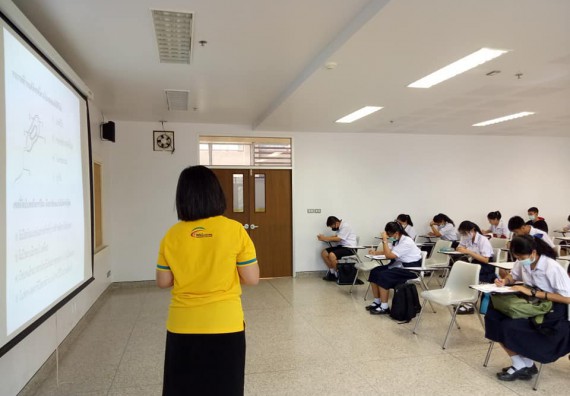 ภาพกิจกรรม โปรแกรมวิชาชีววิทยา จัดค่ายเทคนิคปลอดเชื้อและเพาะเลี้ยงเนื้อเยื่อพืช