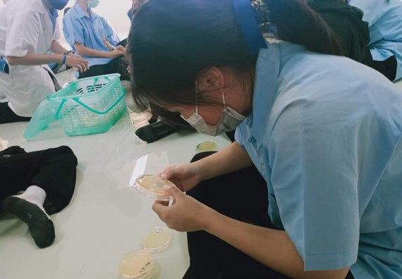 ภาพกิจกรรม โปรแกรมวิชาชีววิทยา จัดค่ายเทคนิคปลอดเชื้อและเพาะเลี้ยงเนื้อเยื่อพืช