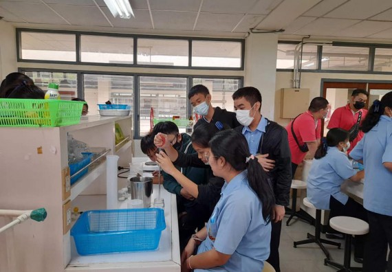 ภาพกิจกรรม โปรแกรมวิชาชีววิทยา จัดค่ายเทคนิคปลอดเชื้อและเพาะเลี้ยงเนื้อเยื่อพืช