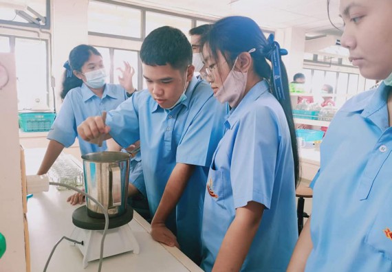 ภาพกิจกรรม โปรแกรมวิชาชีววิทยา จัดค่ายเทคนิคปลอดเชื้อและเพาะเลี้ยงเนื้อเยื่อพืช