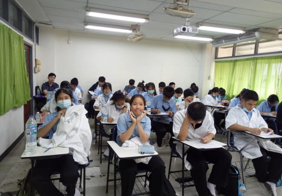 ภาพกิจกรรม โปรแกรมวิชาชีววิทยา จัดค่ายเทคนิคปลอดเชื้อและเพาะเลี้ยงเนื้อเยื่อพืช