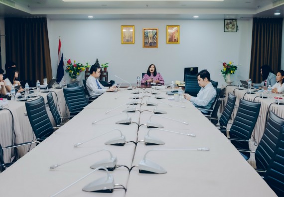 ภาพกิจกรรม คณะวิทยาศาสตร์และเทคโนโลยี ประชุมชี้แจงเกี่ยวกับโครงการพี่เลี้ยงสำหรับการเข้าสู่ตำแหน่งทางวิชาการ