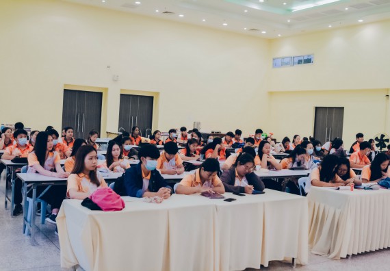 ภาพกิจกรรม โปรแกรมวิชาคณิตศาสตร์ จัดอบรมเชิงปฏิบัติการสัมมนาวิชาการทางด้านคณิตศาสตร์กับการวิจัย