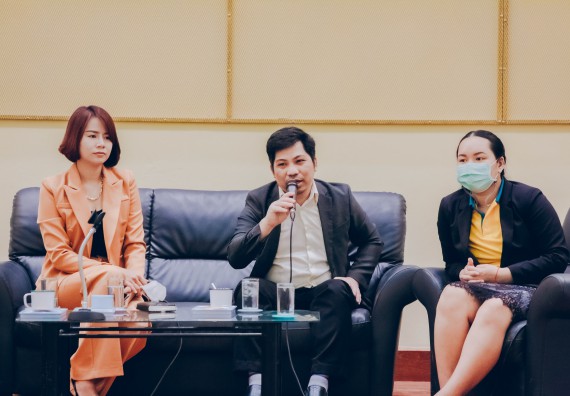 ภาพกิจกรรม โปรแกรมวิชาคณิตศาสตร์ จัดอบรมเชิงปฏิบัติการสัมมนาวิชาการทางด้านคณิตศาสตร์กับการวิจัย