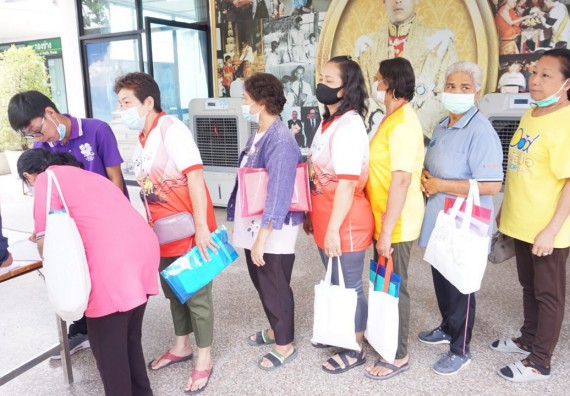 ภาพกิจกรรม โครงการ 1 ตำบล 1 มหาวิทยาลัย กิจกรรมเฝ้าระวัง COVID-19