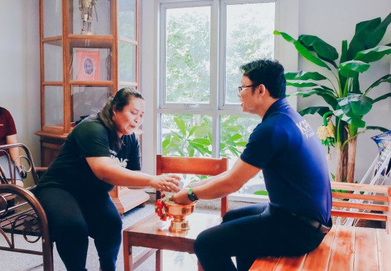 ภาพกิจกรรม คณะวิทยาศาสตร์และเทคโนโลยี จัดพิธีรดน้ำดำหัวผู้บริหารคณะวิทยาศาสตร์และเทคโนโลยี