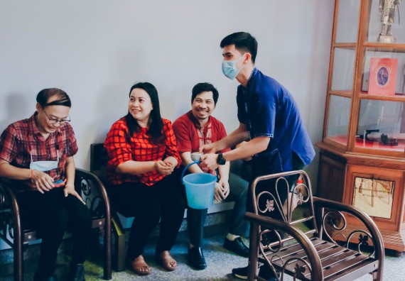 ภาพกิจกรรม คณะวิทยาศาสตร์และเทคโนโลยี จัดพิธีรดน้ำดำหัวผู้บริหารคณะวิทยาศาสตร์และเทคโนโลยี