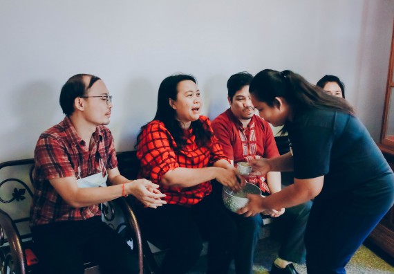 ภาพกิจกรรม คณะวิทยาศาสตร์และเทคโนโลยี จัดพิธีรดน้ำดำหัวผู้บริหารคณะวิทยาศาสตร์และเทคโนโลยี