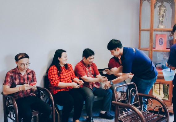 ภาพกิจกรรม คณะวิทยาศาสตร์และเทคโนโลยี จัดพิธีรดน้ำดำหัวผู้บริหารคณะวิทยาศาสตร์และเทคโนโลยี