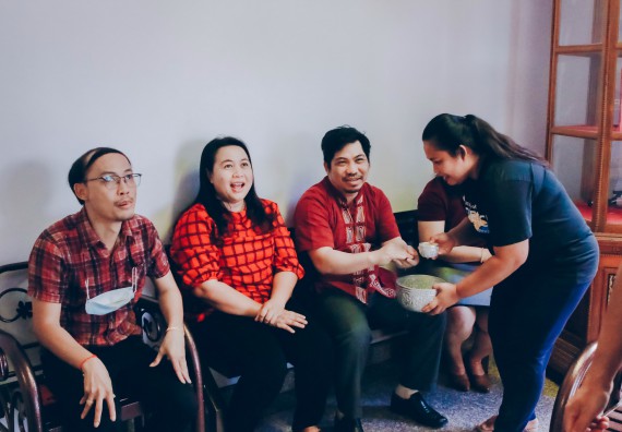 ภาพกิจกรรม คณะวิทยาศาสตร์และเทคโนโลยี จัดพิธีรดน้ำดำหัวผู้บริหารคณะวิทยาศาสตร์และเทคโนโลยี