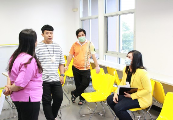 ภาพกิจกรรม  คณะวิทยาศาสตร์และเทคโนโลยี จัดกิจกรรม Scitech Live KPRU