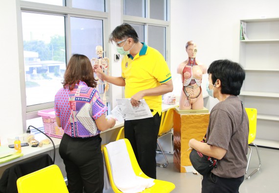 ภาพกิจกรรม  คณะวิทยาศาสตร์และเทคโนโลยี จัดกิจกรรม Scitech Live KPRU