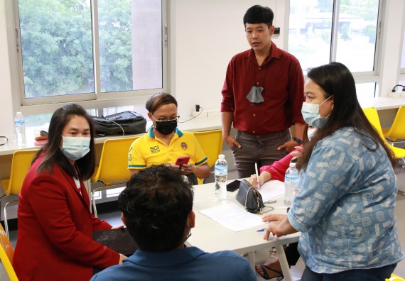 ภาพกิจกรรม  คณะวิทยาศาสตร์และเทคโนโลยี จัดกิจกรรม Scitech Live KPRU