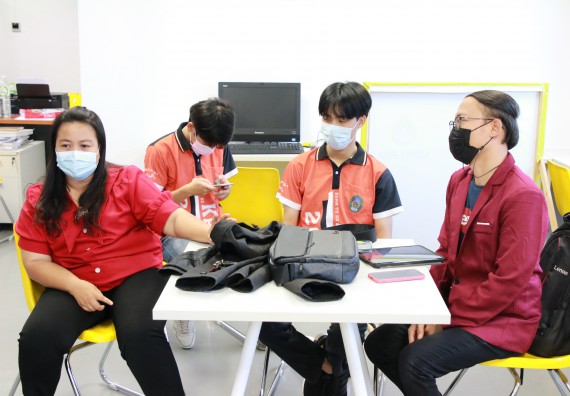 ภาพกิจกรรม คณะวิทยาศาสตร์และเทคโนโลยี จัดกิจกรรม Scitech Live KPRU