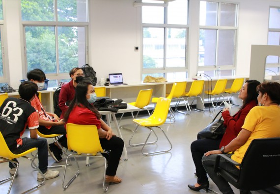 ภาพกิจกรรม คณะวิทยาศาสตร์และเทคโนโลยี จัดกิจกรรม Scitech Live KPRU