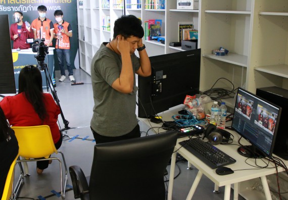 ภาพกิจกรรม คณะวิทยาศาสตร์และเทคโนโลยี จัดกิจกรรม Scitech Live KPRU