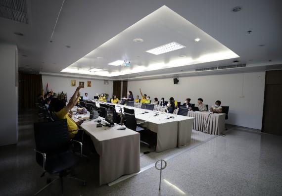 ภาพกิจกรรม  คณะวิทยาศาสตร์และเทคโนโลยี จัดประชุมจัดทำติดตามการดำเนินงานตามองค์ประกอบการประกันคุณภาพการศึกษาของหลักสูตรและคณะ ภาคการศึกษาที่ 2/2563