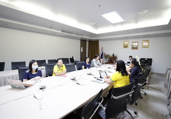 ภาพกิจกรรม  คณะวิทยาศาสตร์และเทคโนโลยี จัดประชุมจัดทำติดตามการดำเนินงานตามองค์ประกอบการประกันคุณภาพการศึกษาของหลักสูตรและคณะ ภาคการศึกษาที่ 2/2563