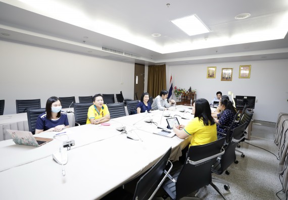 ภาพกิจกรรม  คณะวิทยาศาสตร์และเทคโนโลยี จัดประชุมจัดทำติดตามการดำเนินงานตามองค์ประกอบการประกันคุณภาพการศึกษาของหลักสูตรและคณะ ภาคการศึกษาที่ 2/2563