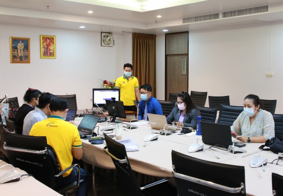 ภาพกิจกรรมหลักสูตรสาขาวิชาวิทยาศาสตร์สิ่งแวดล้อม (วท.บ.) โปรแกรมวิชาวิทยาศาสตร์สิ่งแวดล้อม จัดการตรวจประเมินคุณภาพภายในในรูปแบบการประเมินคุณภาพการศึกษาผ่านสื่ออิเล็กทรอนิกส์ ปีการศึกษา 2563 หลักสูตรวิทยาศาสตร์สิ่งแวดล้อม