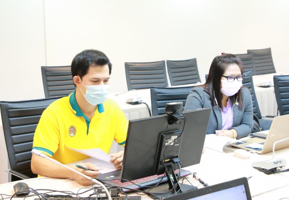 ภาพกิจกรรมหลักสูตรสาขาวิชาวิทยาศาสตร์สิ่งแวดล้อม (วท.บ.) โปรแกรมวิชาวิทยาศาสตร์สิ่งแวดล้อม จัดการตรวจประเมินคุณภาพภายในในรูปแบบการประเมินคุณภาพการศึกษาผ่านสื่ออิเล็กทรอนิกส์ ปีการศึกษา 2563 หลักสูตรวิทยาศาสตร์สิ่งแวดล้อม