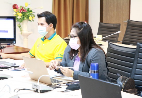 ภาพกิจกรรมหลักสูตรสาขาวิชาวิทยาศาสตร์สิ่งแวดล้อม (วท.บ.) โปรแกรมวิชาวิทยาศาสตร์สิ่งแวดล้อม จัดการตรวจประเมินคุณภาพภายในในรูปแบบการประเมินคุณภาพการศึกษาผ่านสื่ออิเล็กทรอนิกส์ ปีการศึกษา 2563 หลักสูตรวิทยาศาสตร์สิ่งแวดล้อม